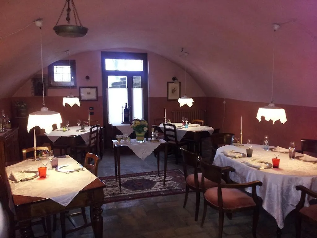 Casa Del Contrabbandiere Pozzolengo Italie