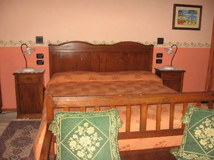Casa Del Contrabbandiere Pozzolengo Couette-café